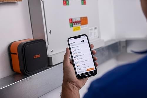 Industrial Bluetooth labeler with built-in cutter — photo 4